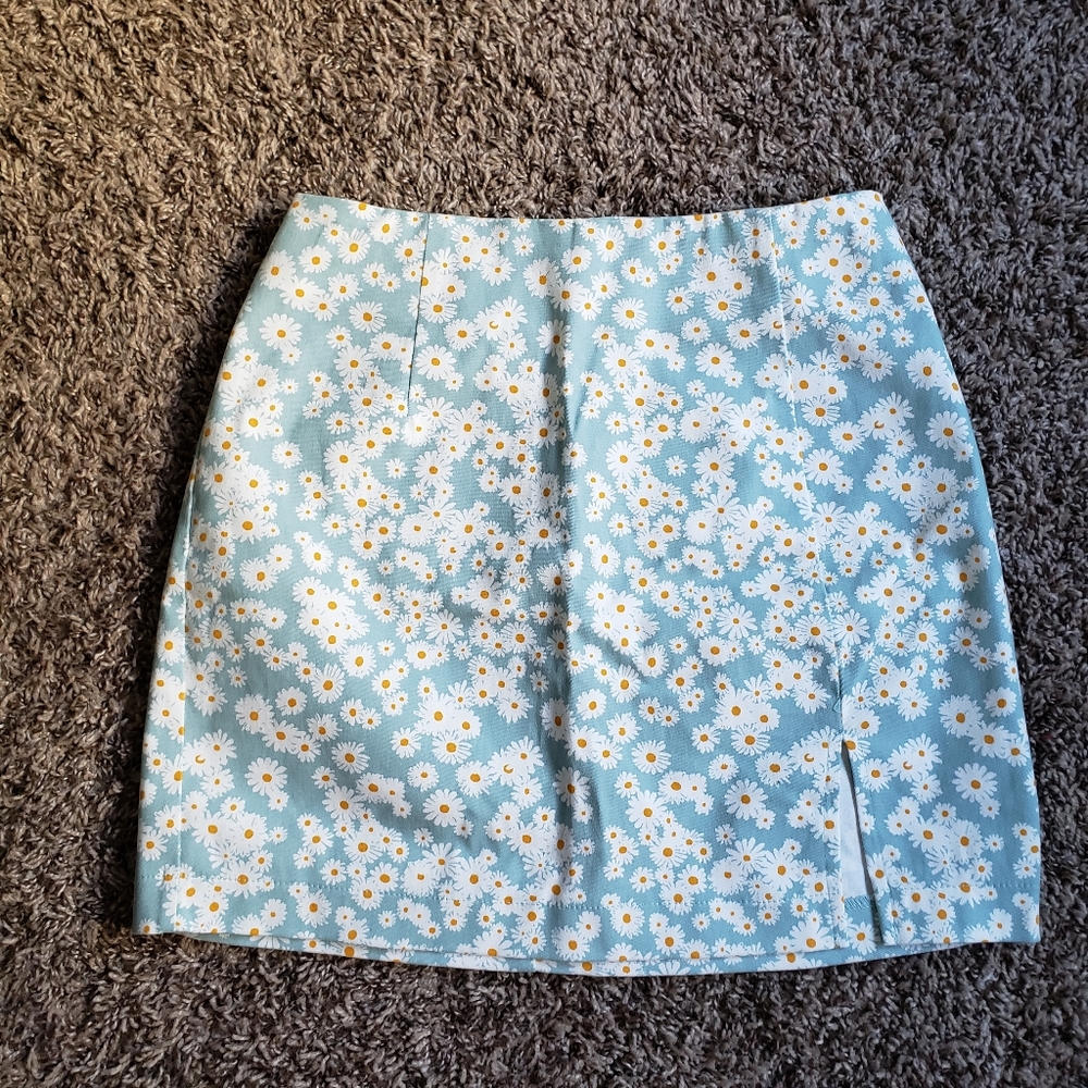 🌸Blue Daisy Skirt - Picture 2 of 13